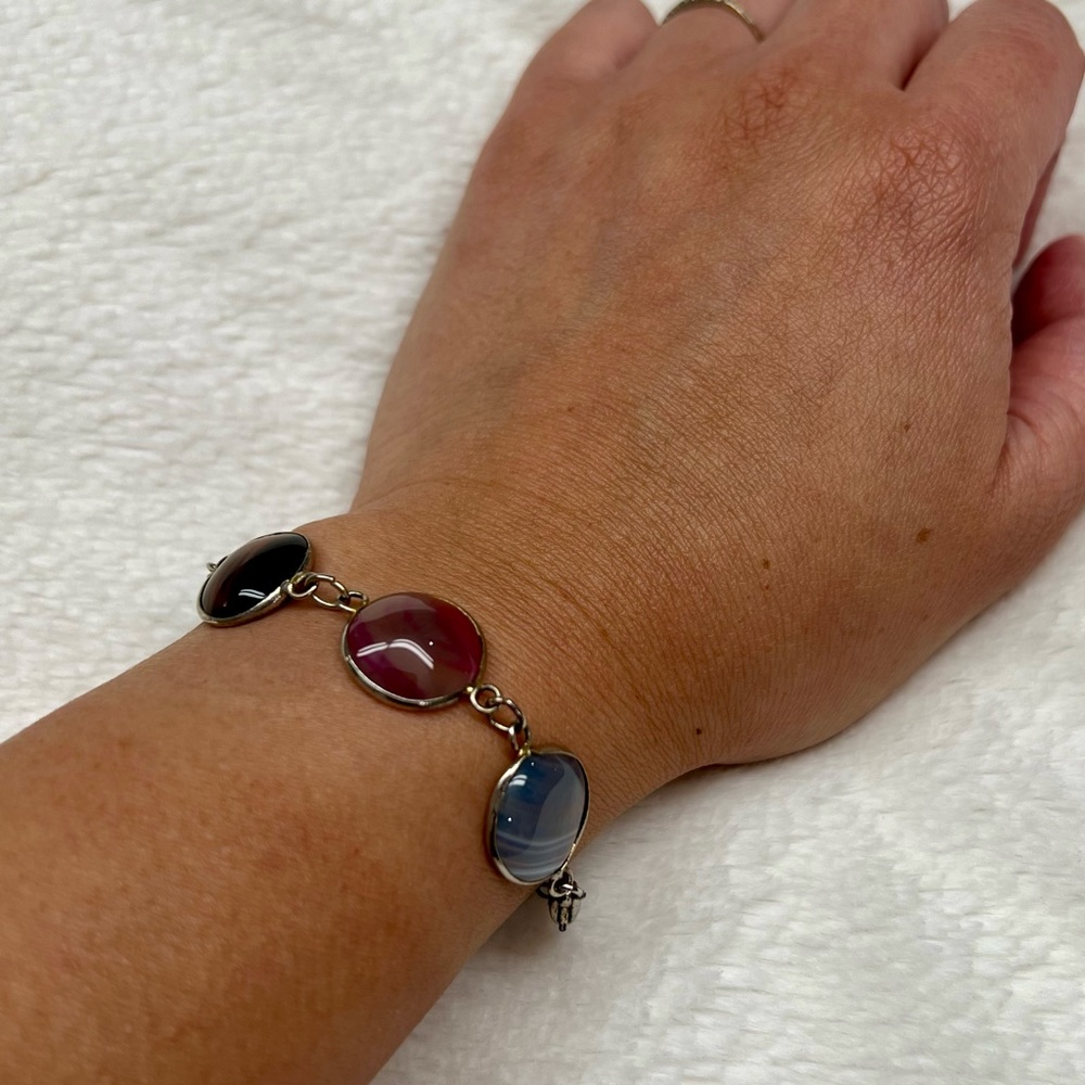 Delicate Multi-Colored Bracelet - Picture 3 of 8